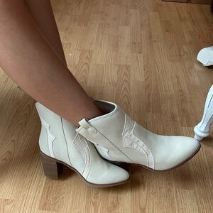 935- Altar'D State Simone Cowboy Bootie Sz 6.5 NWT